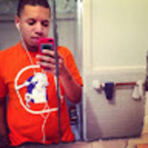 Meet your Posher, Devonte